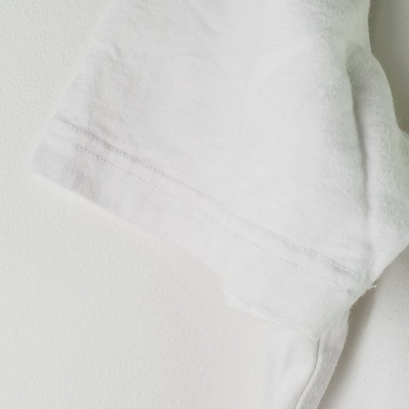 Disneyland Hong Kong Mickey Donald Duck Yacht Club T-shirt Sz XL - Picture 6 of 9